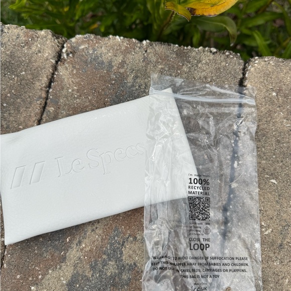 NWT Le Specs Brown Oval Sunglasses - Picture 8 of 10